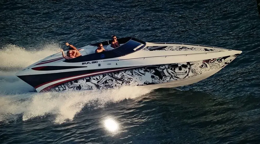 Custom boat wrap by Spade Kreations Cincinnati OH