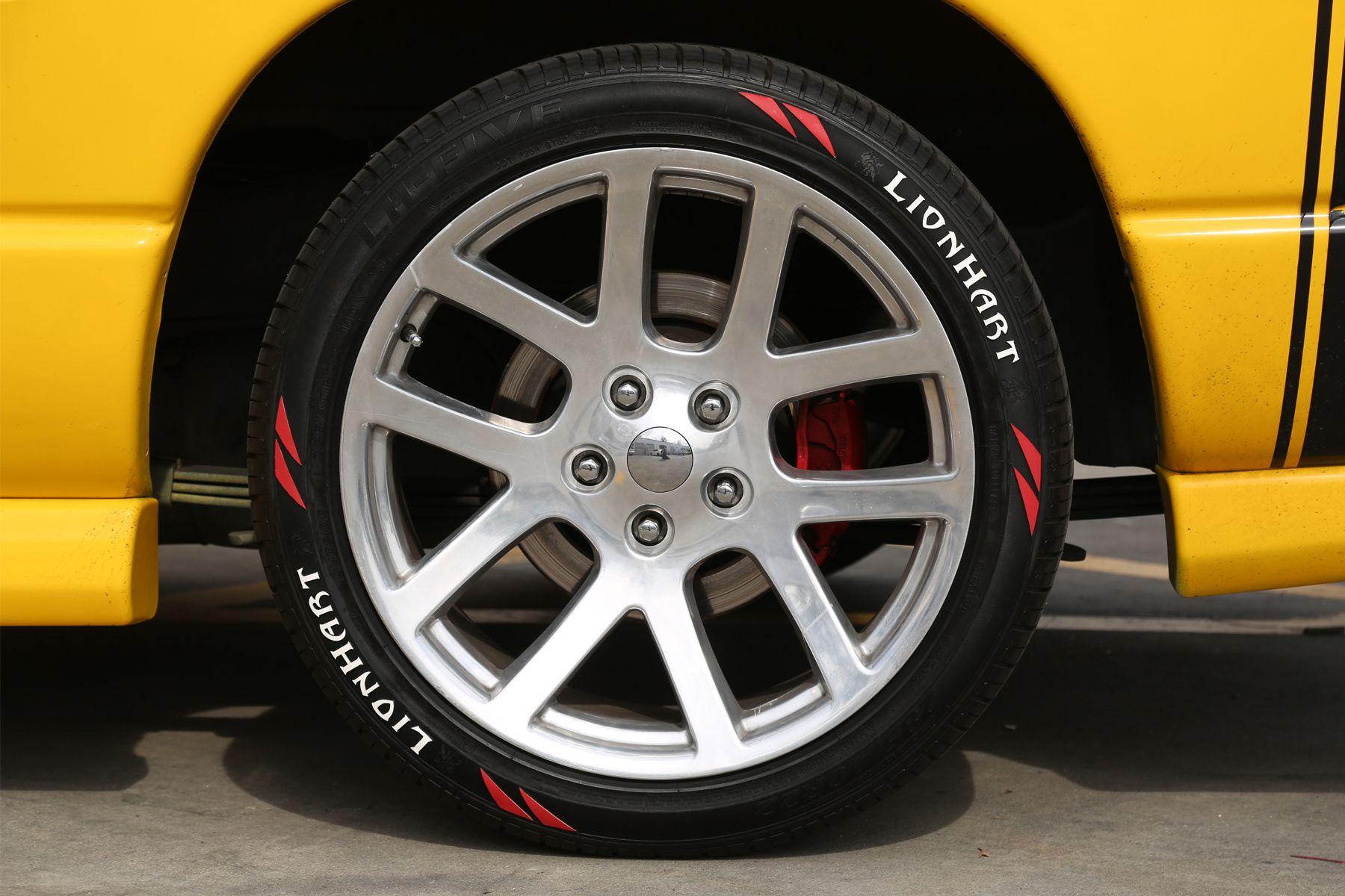 Lionhart Tires